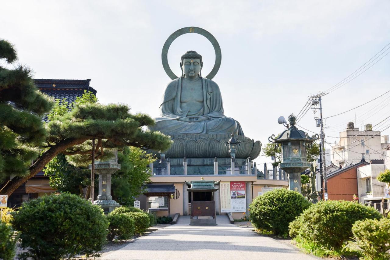 Kadokyu Ryokan Takaoka Exteriér fotografie