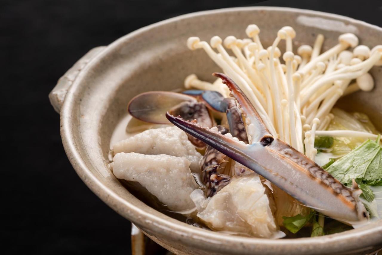 Kadokyu Ryokan Takaoka Exteriér fotografie
